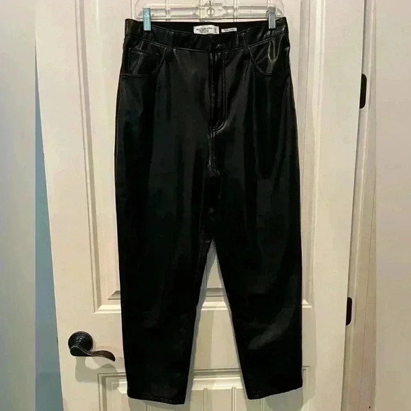 Abercrombie & Fitch Pants - Abercrombie and Fitch Vegan Pants Ladies Size 12/31 Black High Waist Baggy EUC
